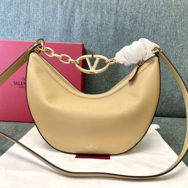 Va1e*ntin0 hobo bag